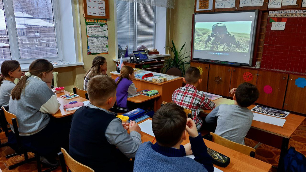Постер к социальной практике: Фронтовая открытка
