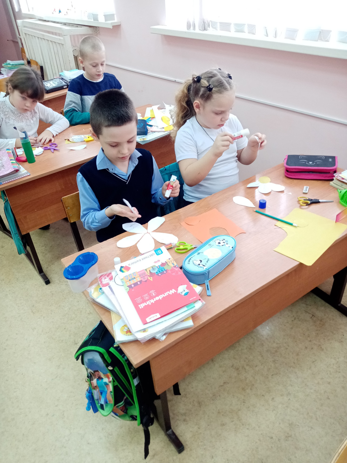 Постер к социальной практике: Дарим радость маме