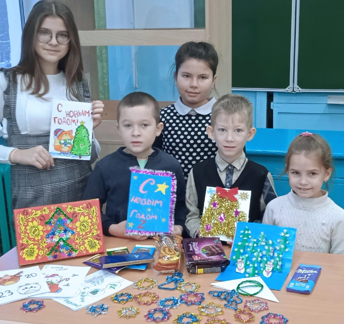 Постер к социальной практике: Новогодний подарок нашим защитникам
