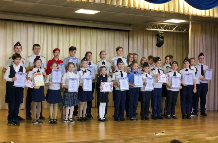 Постер к социальной практике: "Памяти героев достойны!"