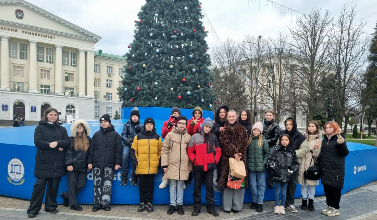 Постер к социальной практике: Кто сам хороши друг, тот имеет и много хороших друзей. Никколо Макиавелли