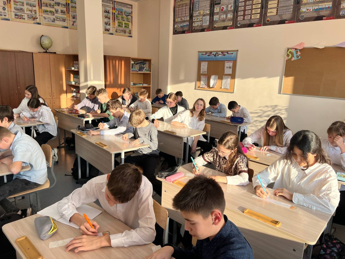 Постер к социальной практике: Открытка герою.