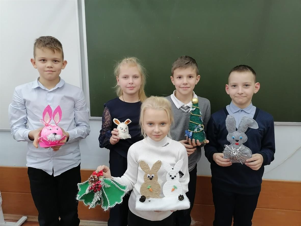 Постер к социальной практике: Выражаем и признательность и благодарим!