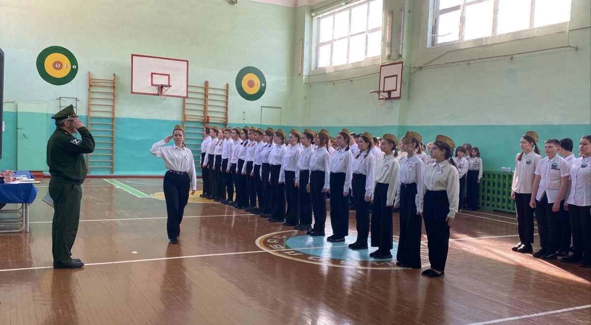 Постер к социальной практике: С Днем защитника Отечества!