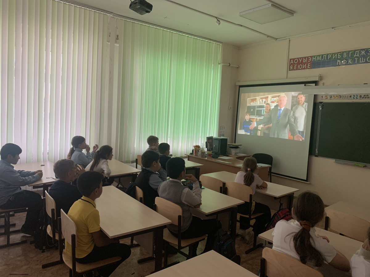Постер к социальной практике: "Без труда нет добра"