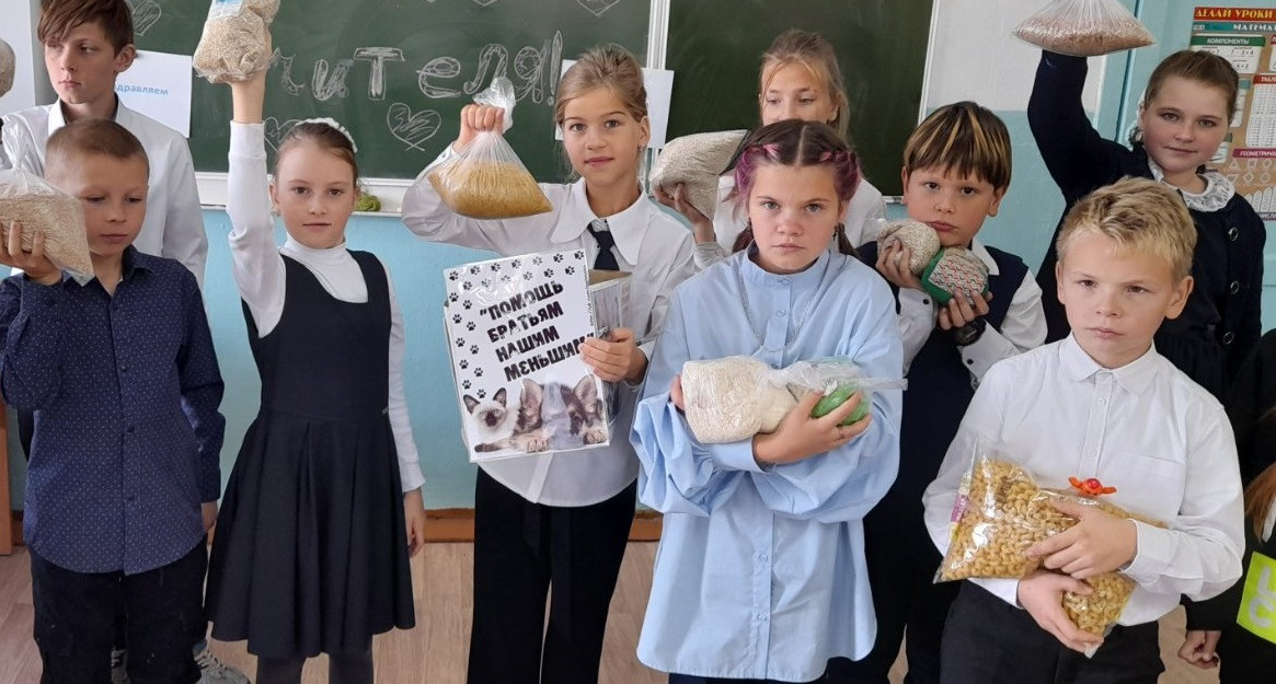 Постер к социальной практике: Помощь друзьям