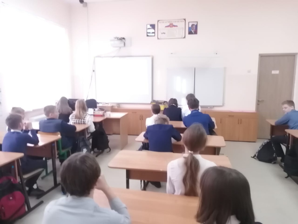 Постер к социальной практике: Созидательный труд