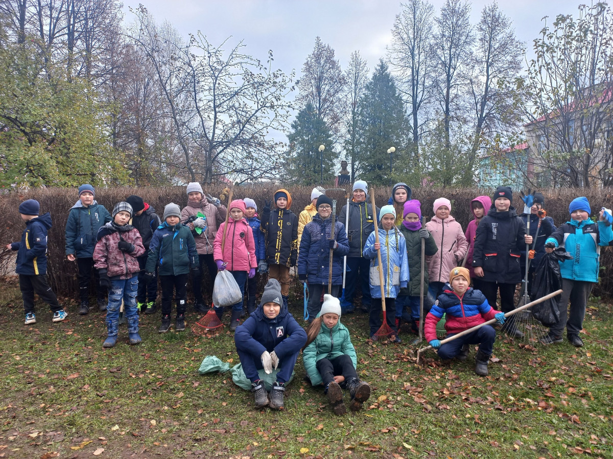 Постер к социальной практике: Труд во благо