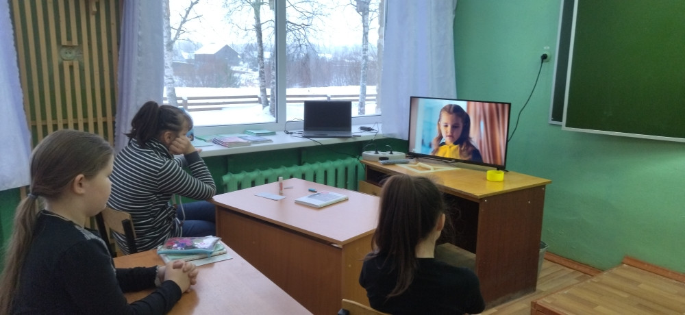 Постер к социальной практике: Поговорим о благодарности и признательности.