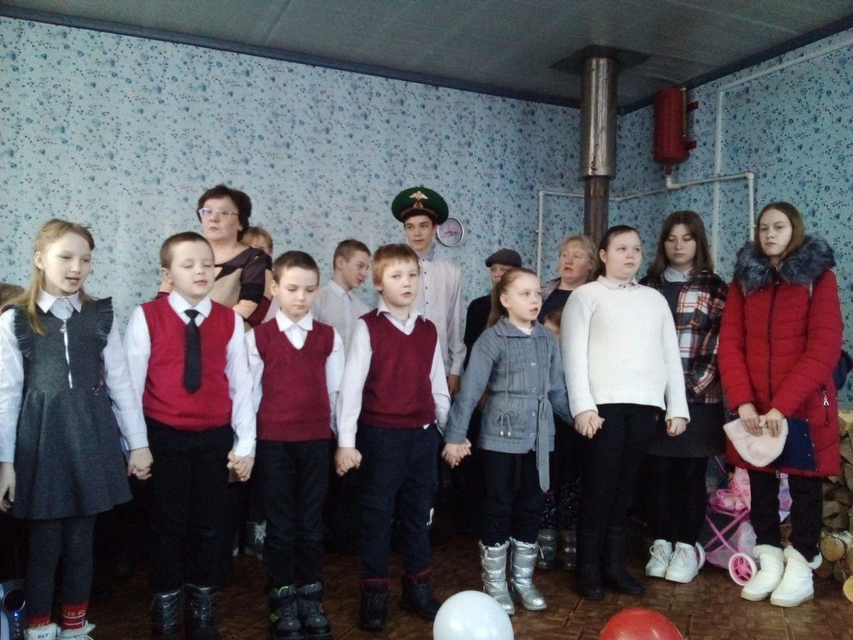 Постер к социальной практике: Герои рядом с нами!