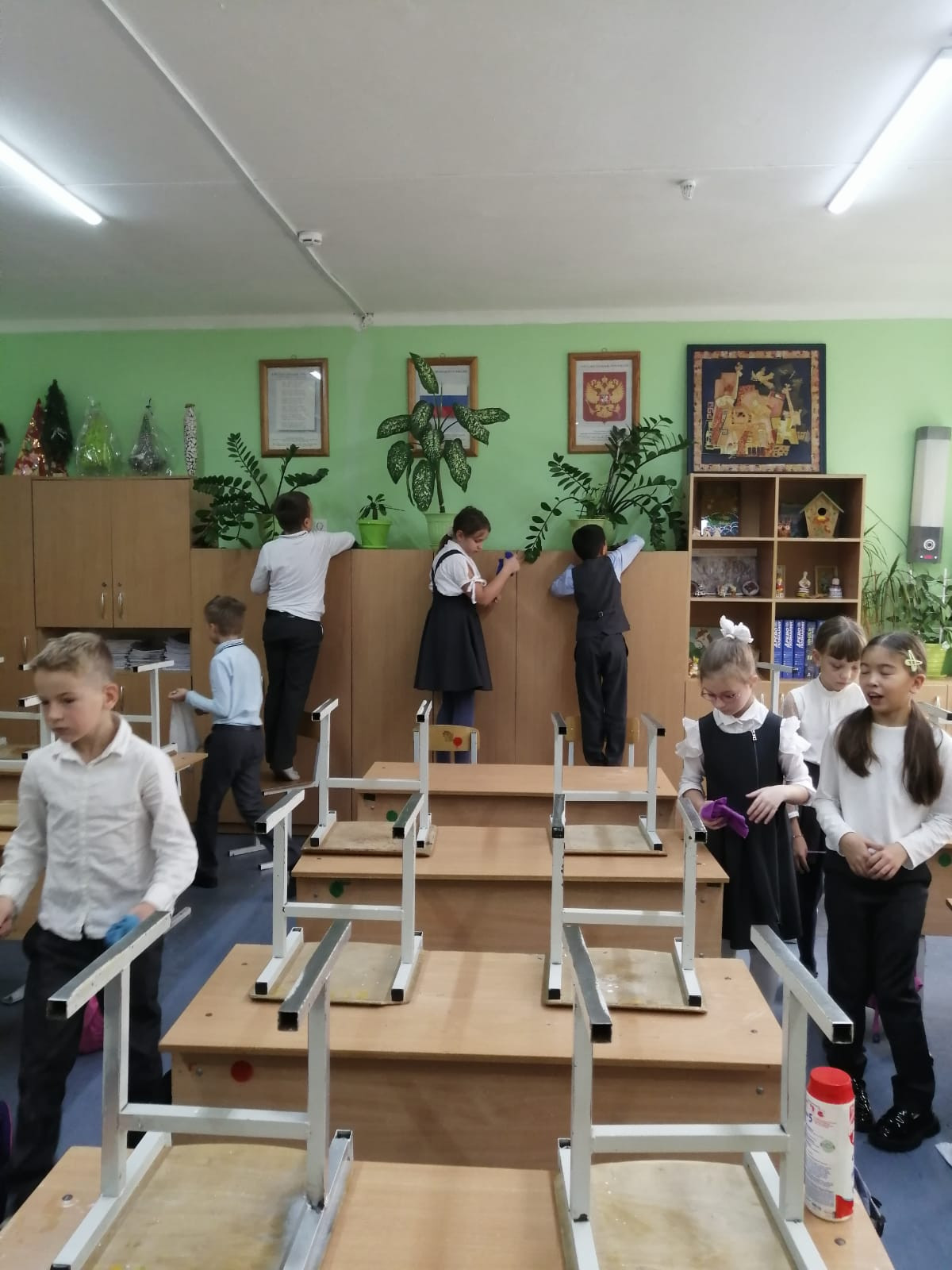 Постер к социальной практике: Уважение к чужому труду