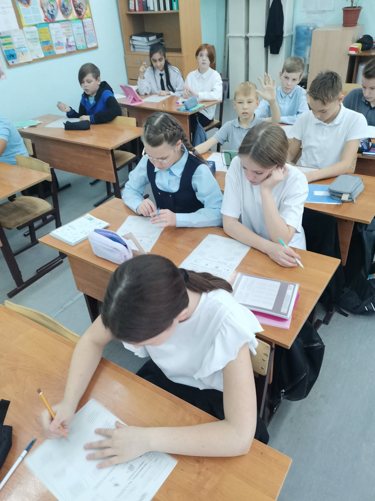 Постер к социальной практике: ГБОУ СОШ №4 Безенчук, Мисюкова Ю.А. "Звезды из колодца" .Отчет о просмотре фильма