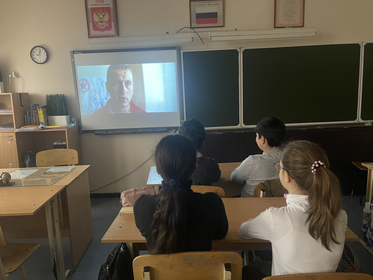 Постер к социальной практике: Заезды из колодца