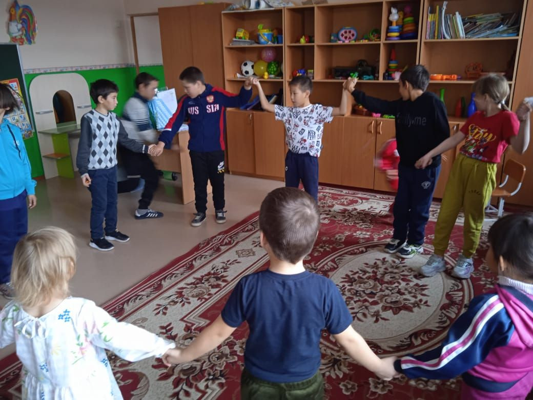 Постер к социальной практике: Созидательный труд