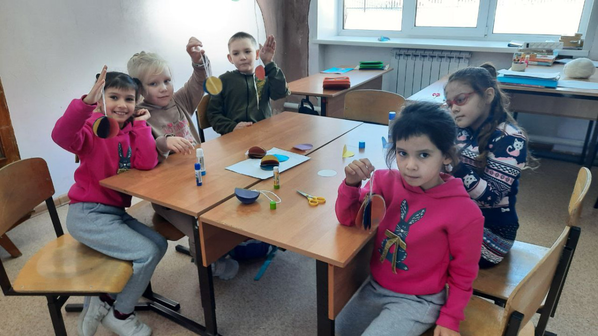 Постер к социальной практике: Добрые дела красят человека