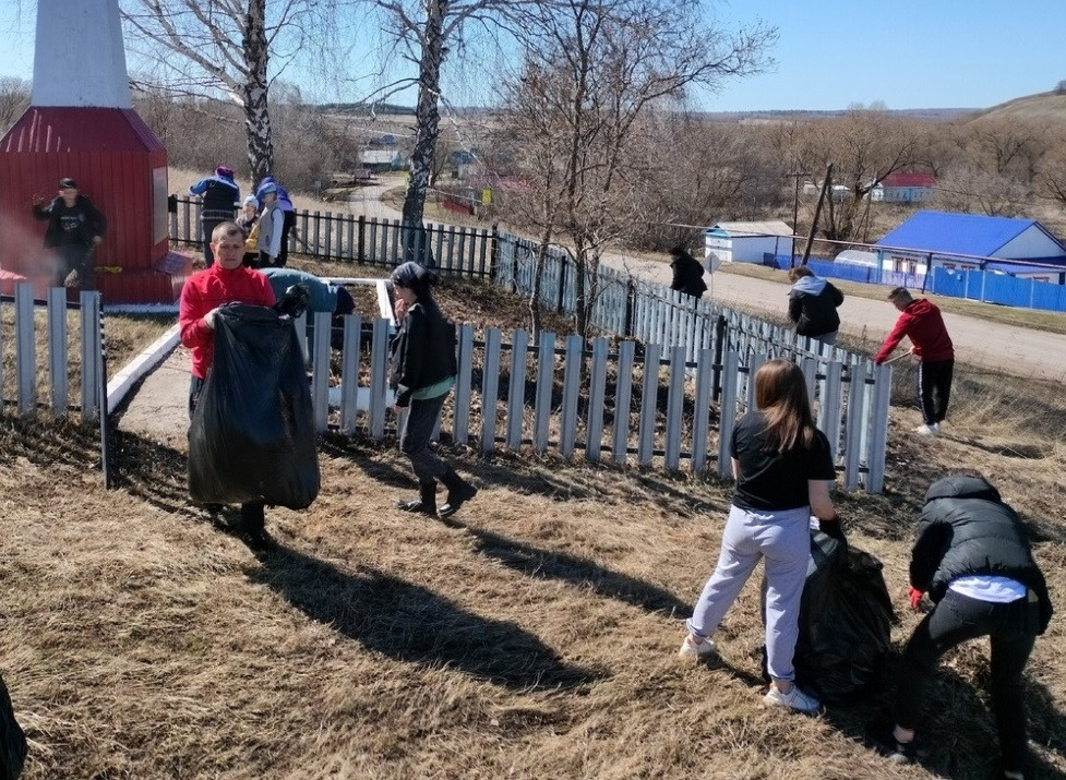 Постер к социальной практике: "Обелиск"