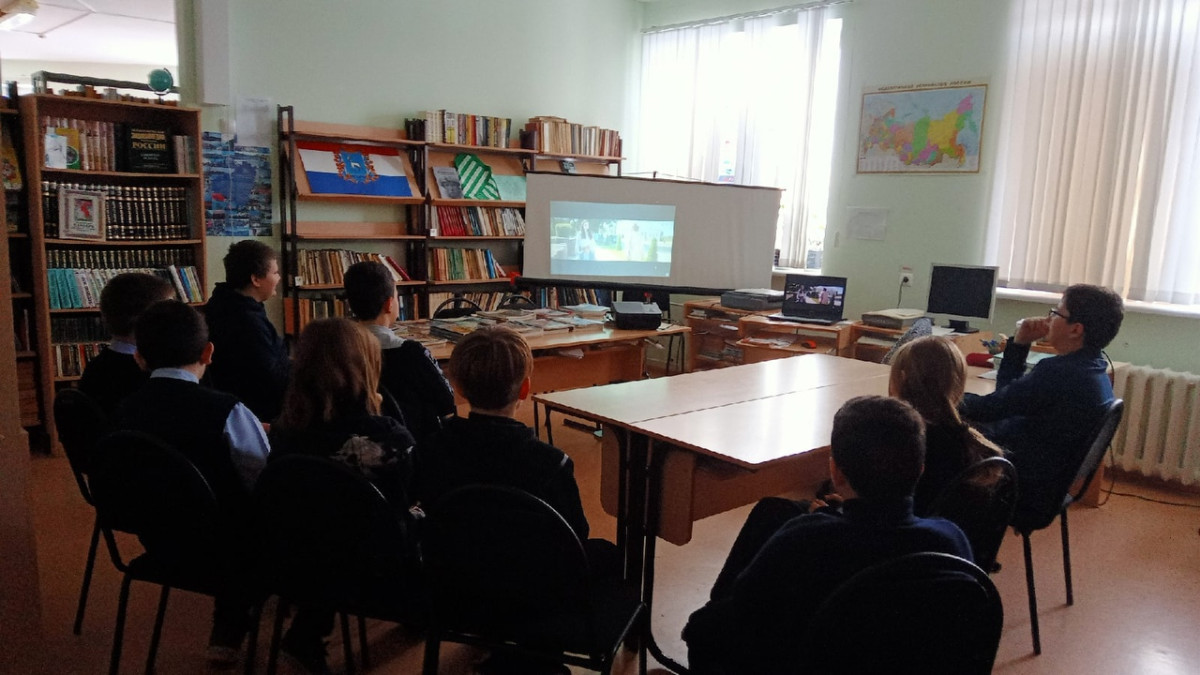 Постер к социальной практике: Благодарность, обязанность
