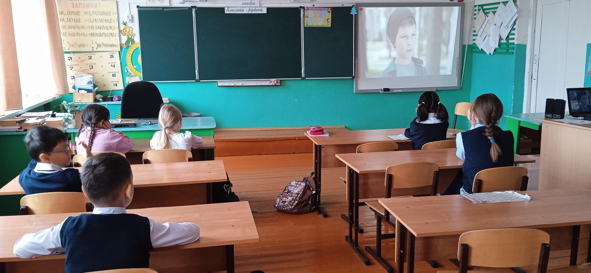 Постер к социальной практике: Коллективизм