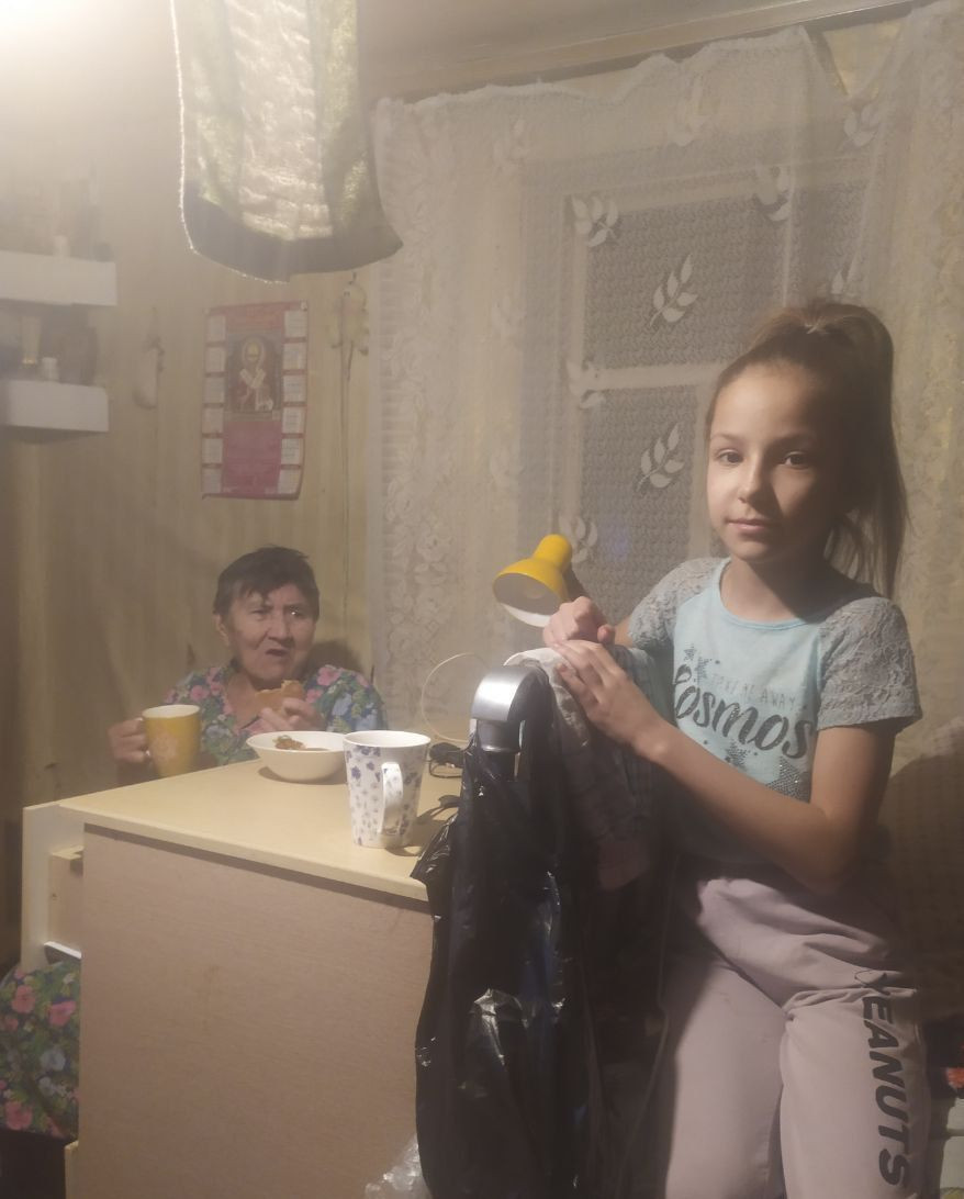 Постер к социальной практике: За руку с богом