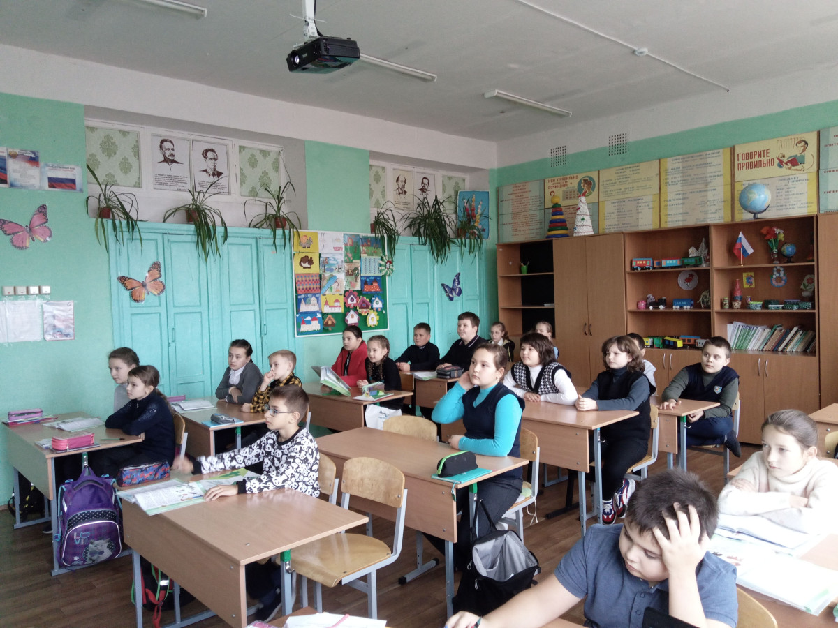 Постер к социальной практике: Созидательный труд