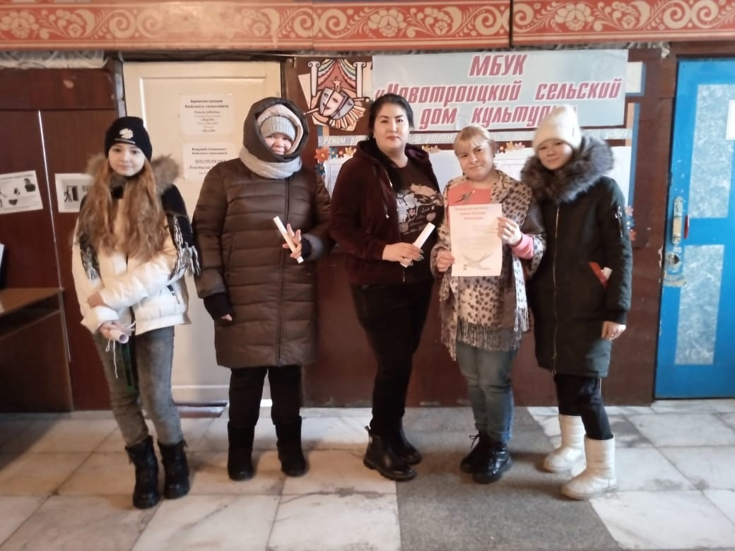 Постер к социальной практике: ПАТРИОТИЧЕСКАЯ АКЦИЯ "БЛОКАДНАЯ ЛАСТОЧКА"