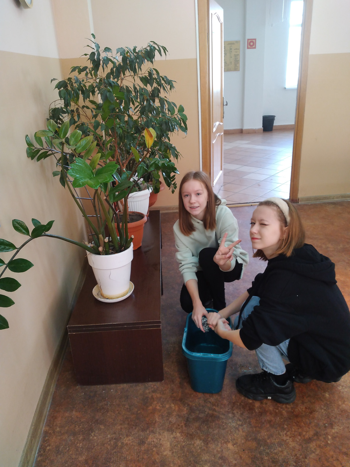 Постер к социальной практике: Созидательный труд.