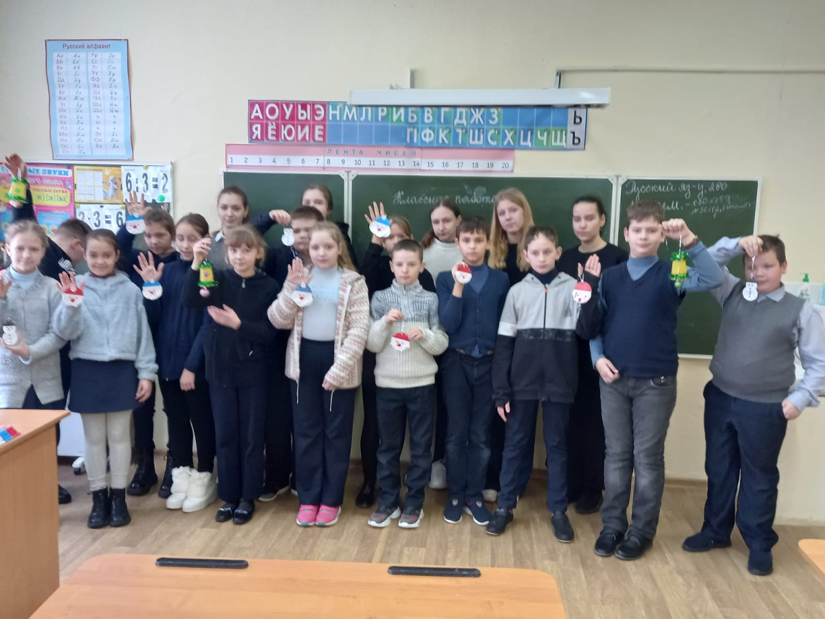 Постер к социальной практике: "Волшебником быть просто"
