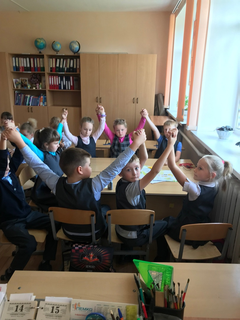 Постер к социальной практике: Умей дружить...