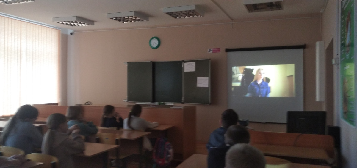 Постер к социальной практике: Уважительно относимся к чужому мнению