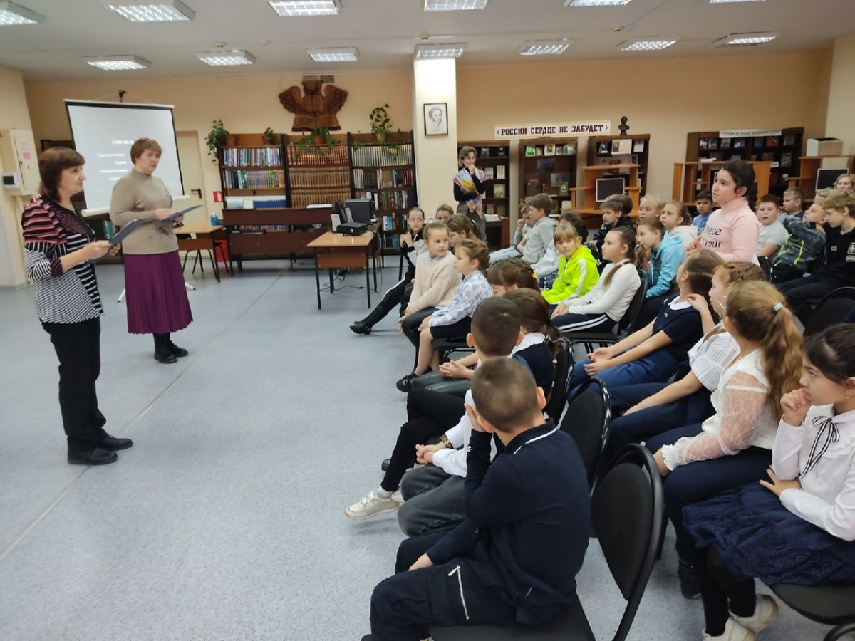 Постер к социальной практике: Уважение нужно, как хлеб и воздух
