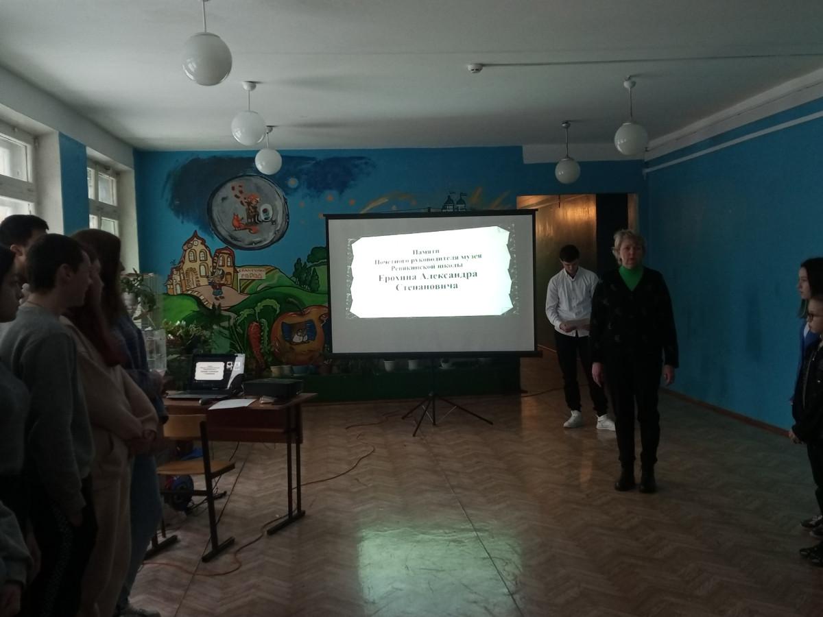 Постер к социальной практике: Школа помнит о нем