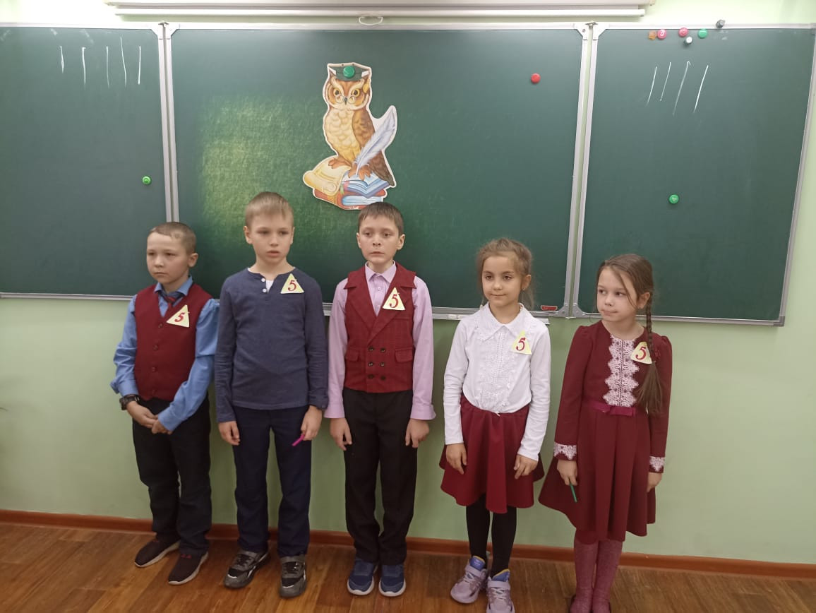 Постер к социальной практике: "Слава героям России"
