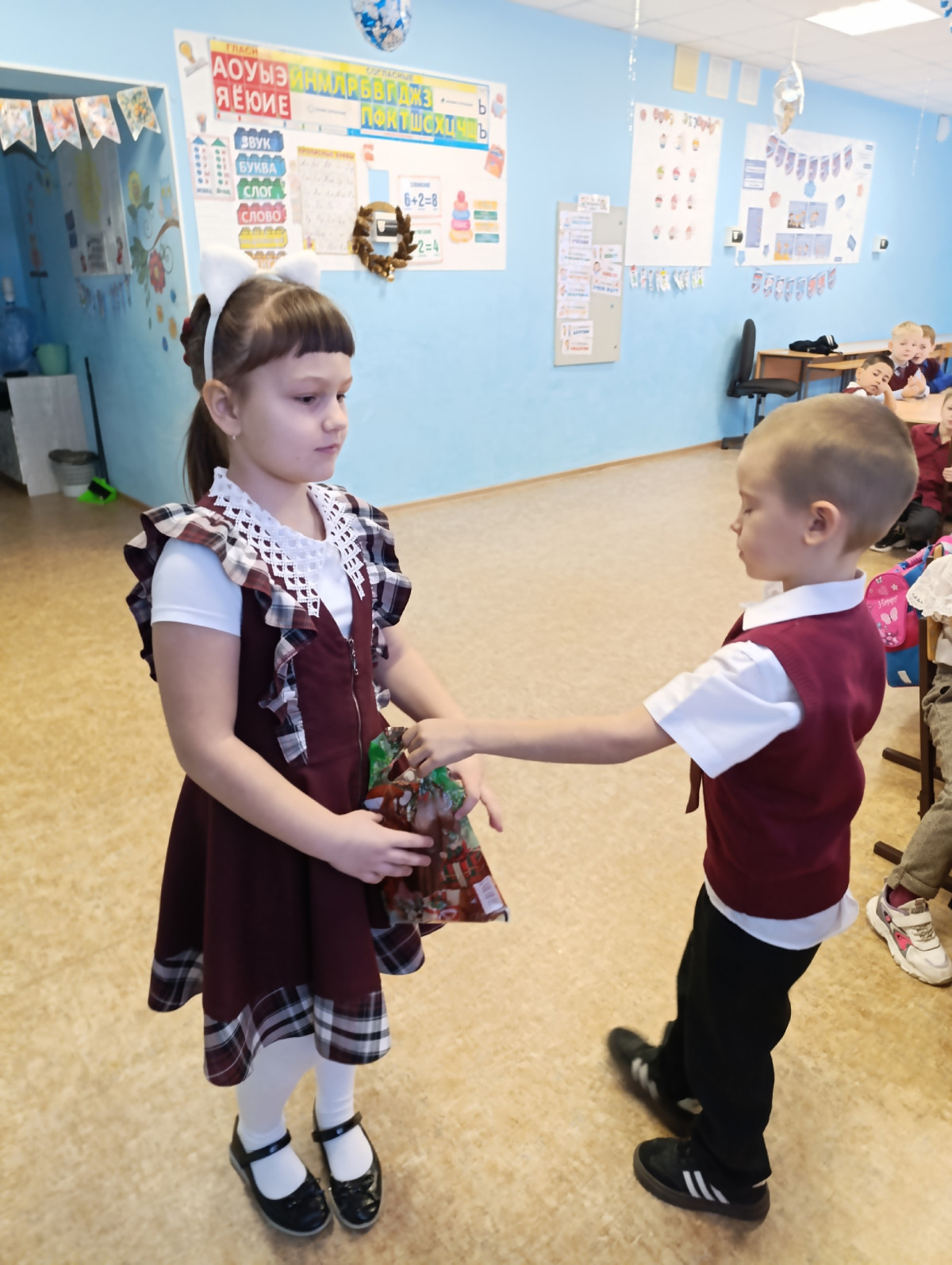 Постер к социальной практике: Маленькое доброе дело может изменить чью-то жизнь.
