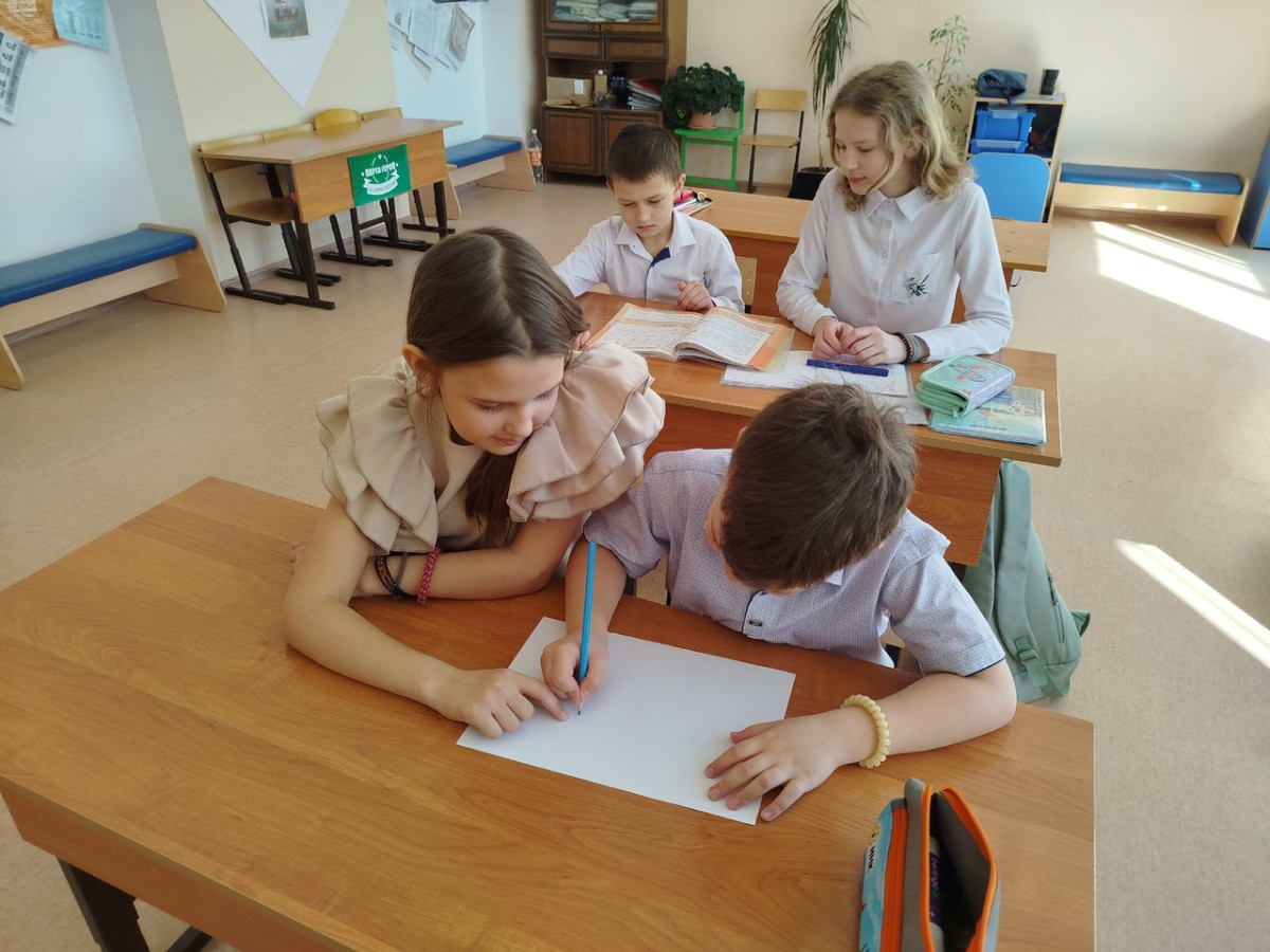 Постер к социальной практике: Доброе дело - помощь неуспевающим!