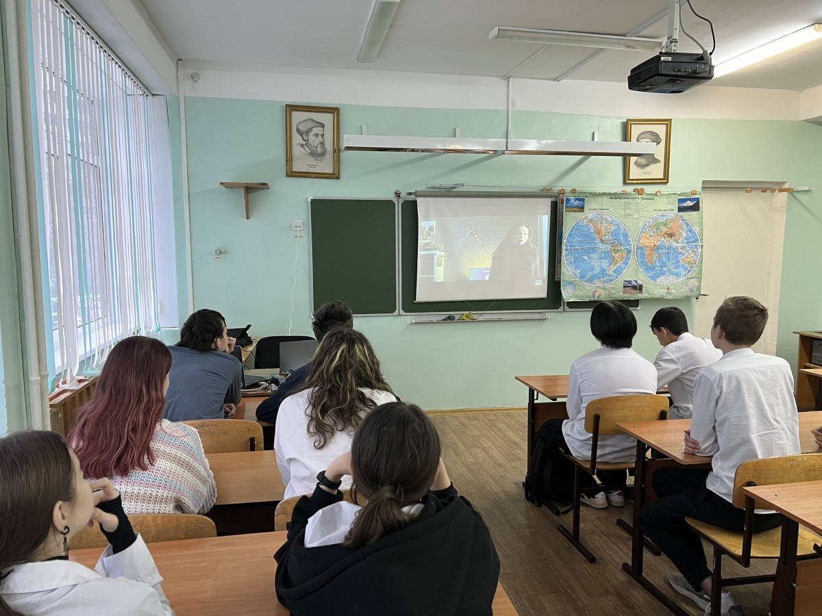 Постер к социальной практике: От слов к делу