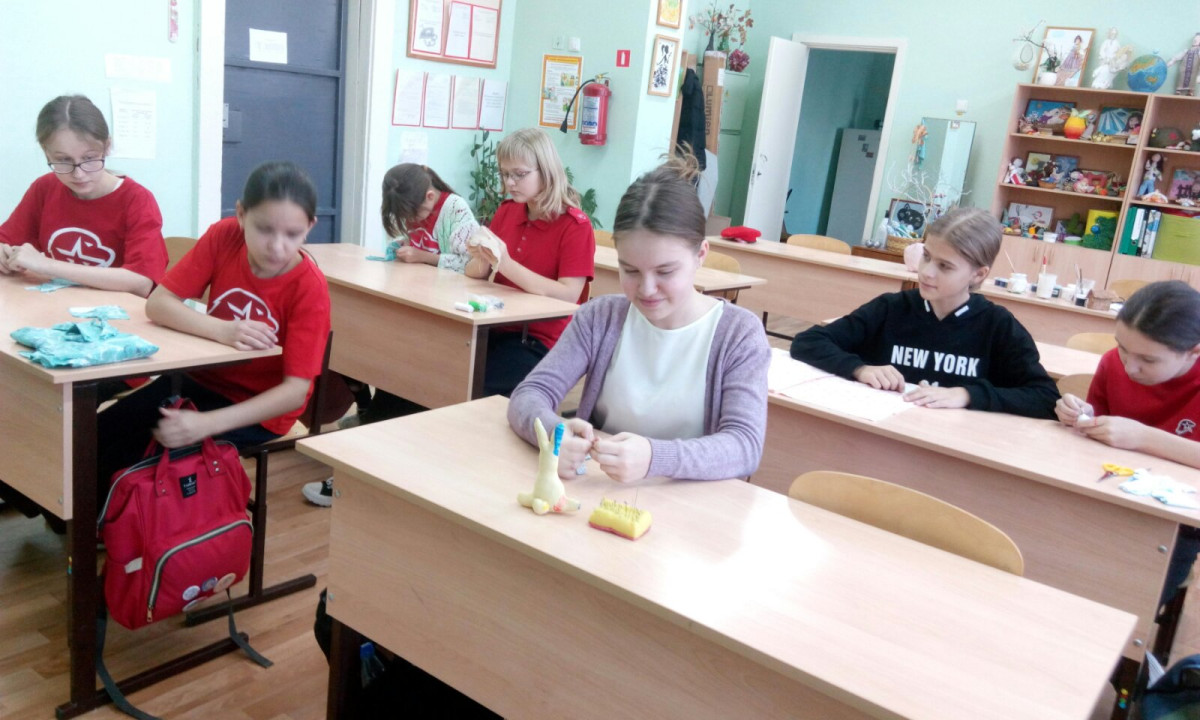 Постер к социальной практике: Протяни руку помощи