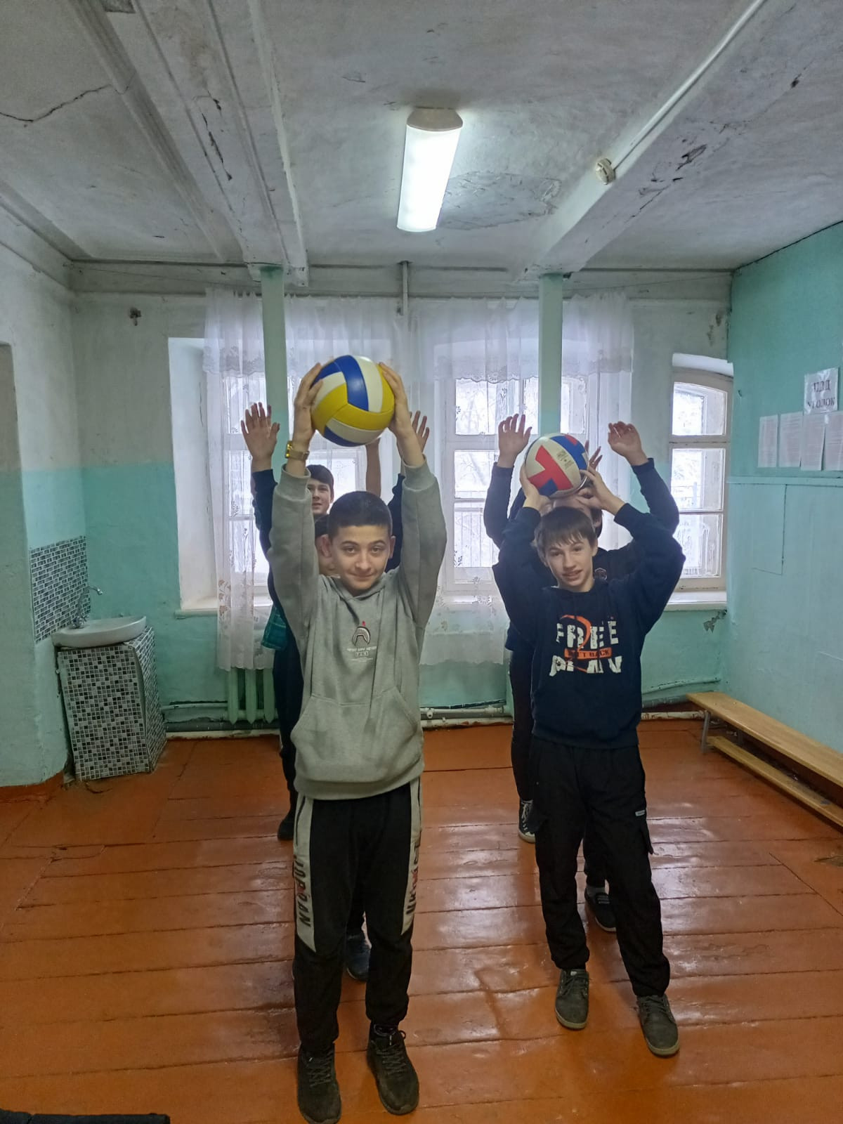 Постер к социальной практике: "Один за всех и все за одного"