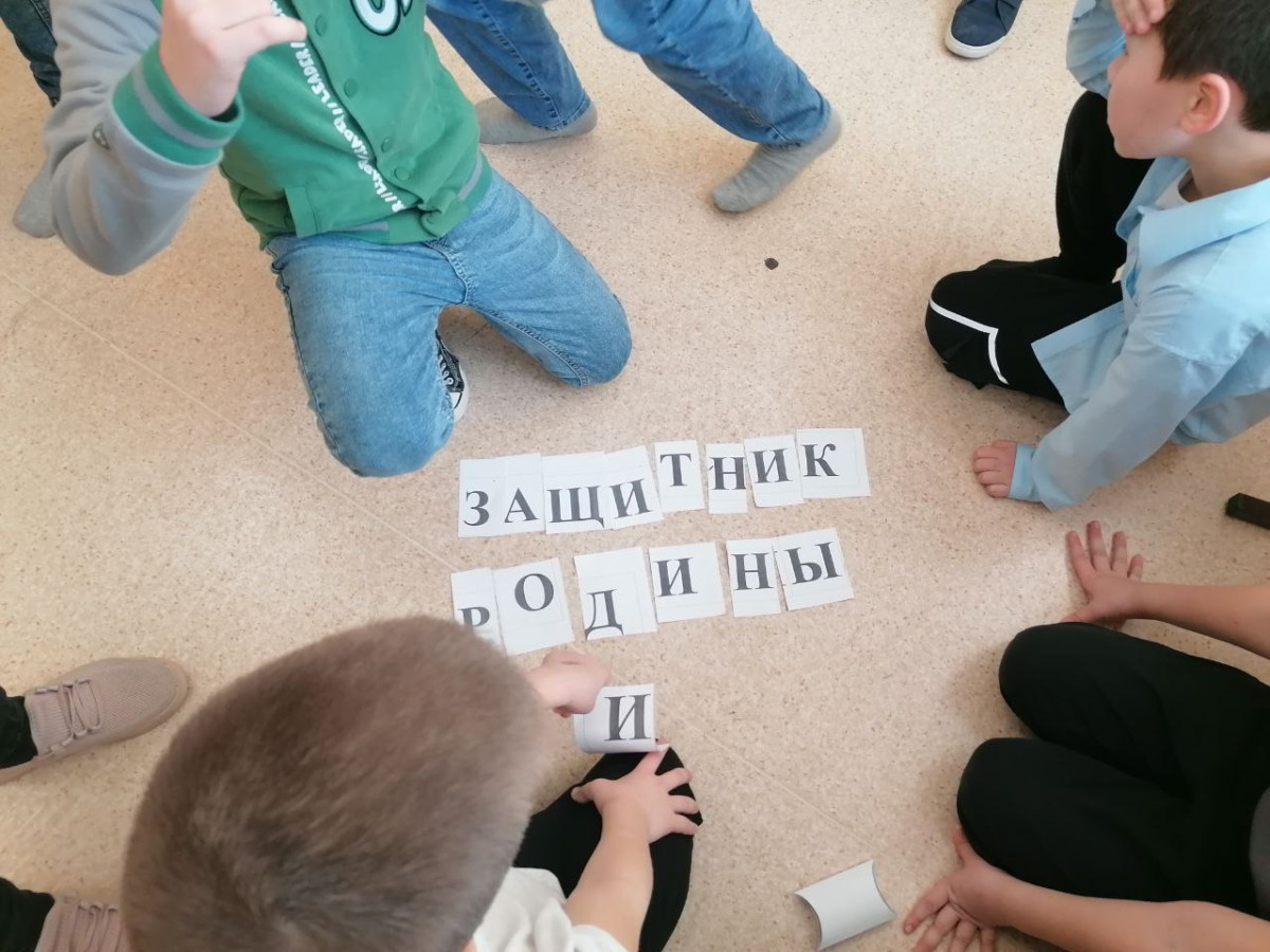 Постер к социальной практике: "А ну-ка, мальчики"