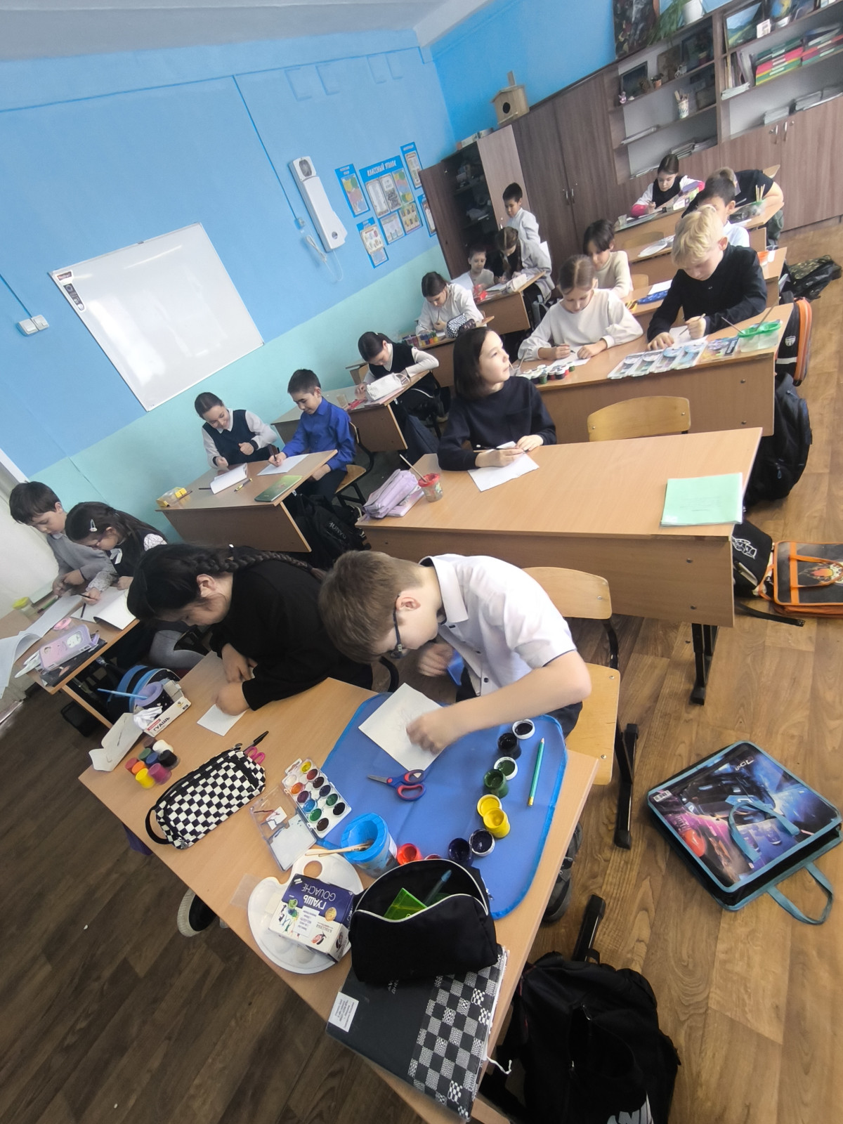 Постер к социальной практике: Подарок мамам