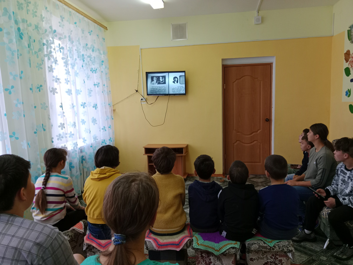 Постер к социальной практике: "Помним и чтим"