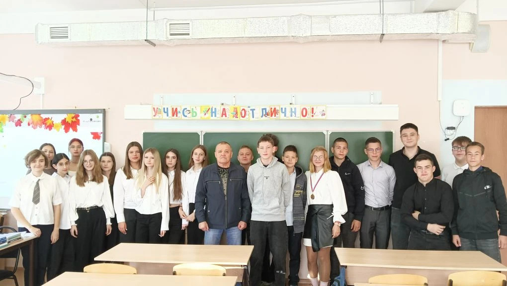 Постер к социальной практике: Взгляд на жизнь глазами тренера-профессионала