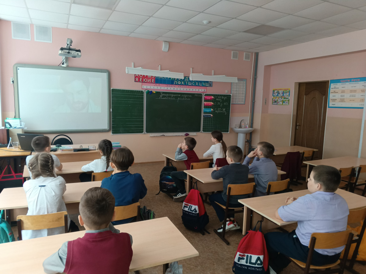 Постер к социальной практике: Подари улыбку!