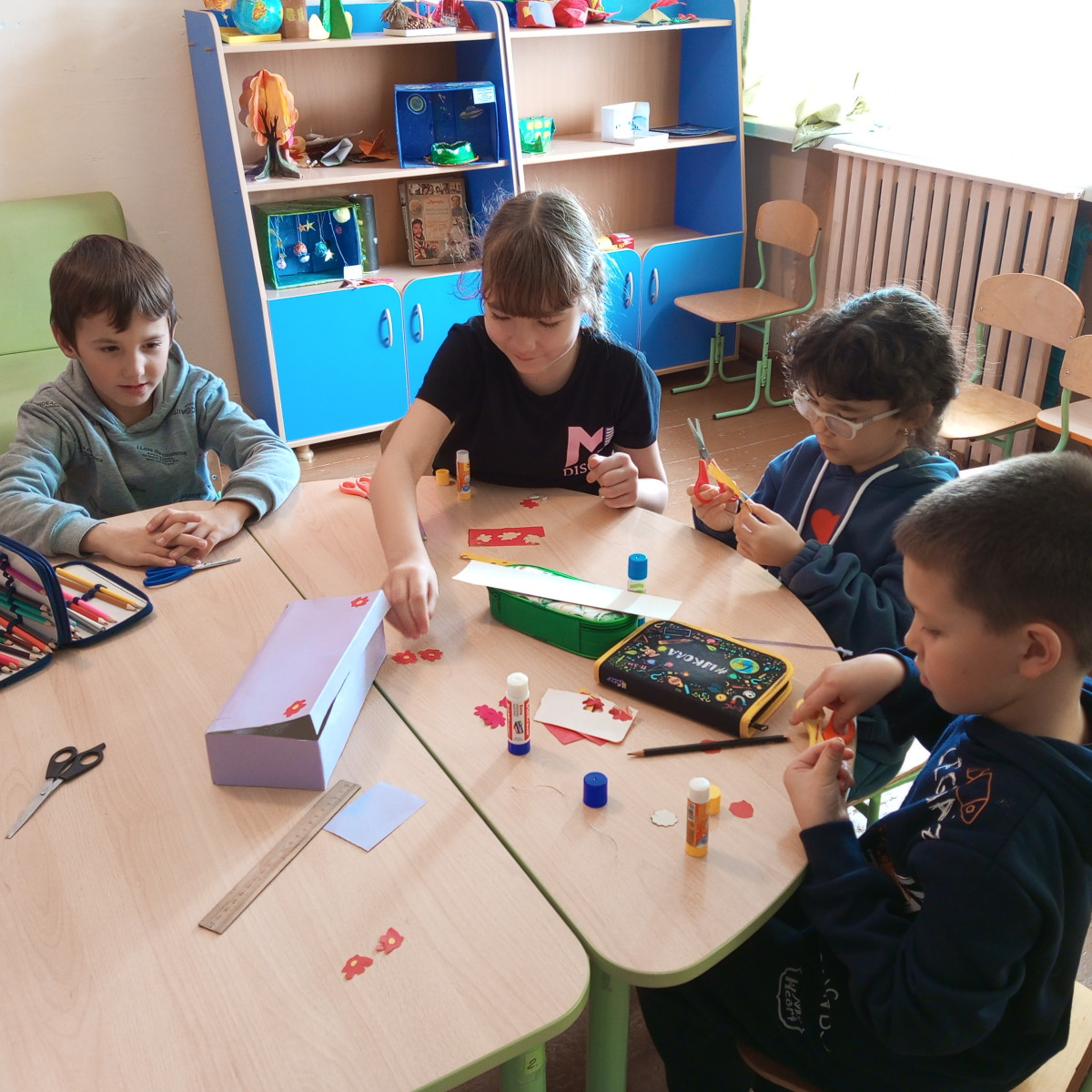 Постер к социальной практике: Шкатулка "Орленок - мастер"
