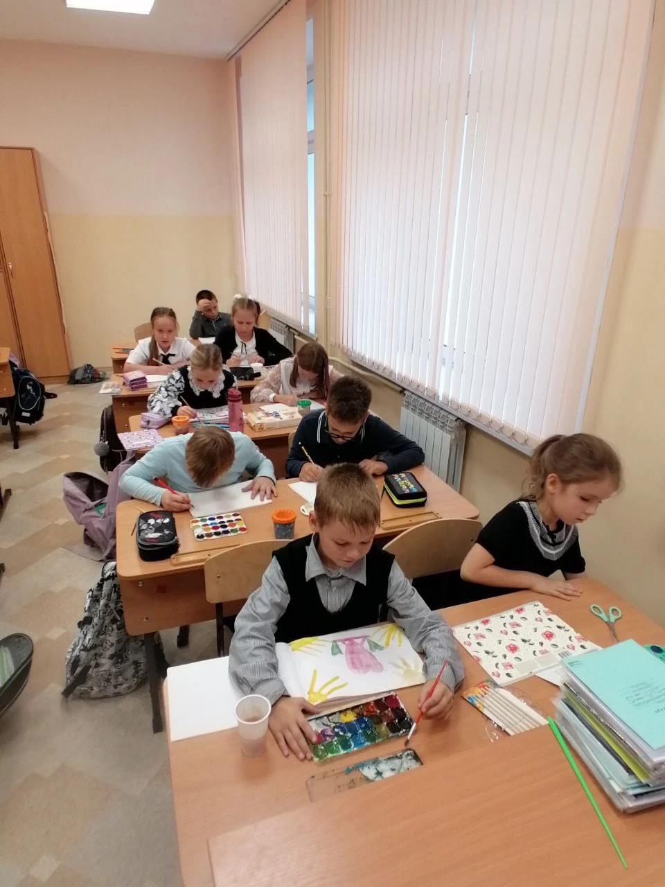 Постер к социальной практике: Подарок для пожилого человека (приуроченный к празднику "Международный день пожилого человека"