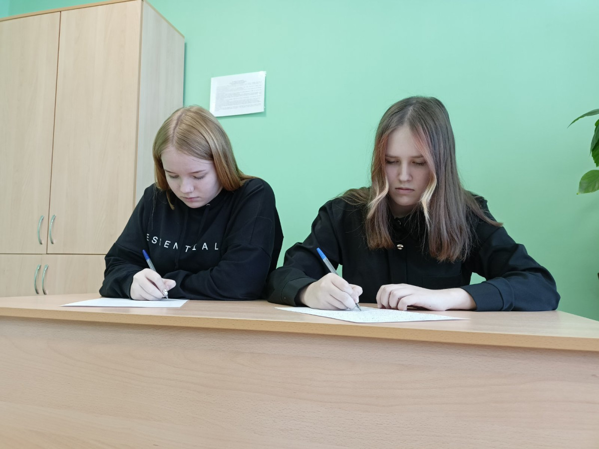 Постер к социальной практике: "Где смелость, там и победа"