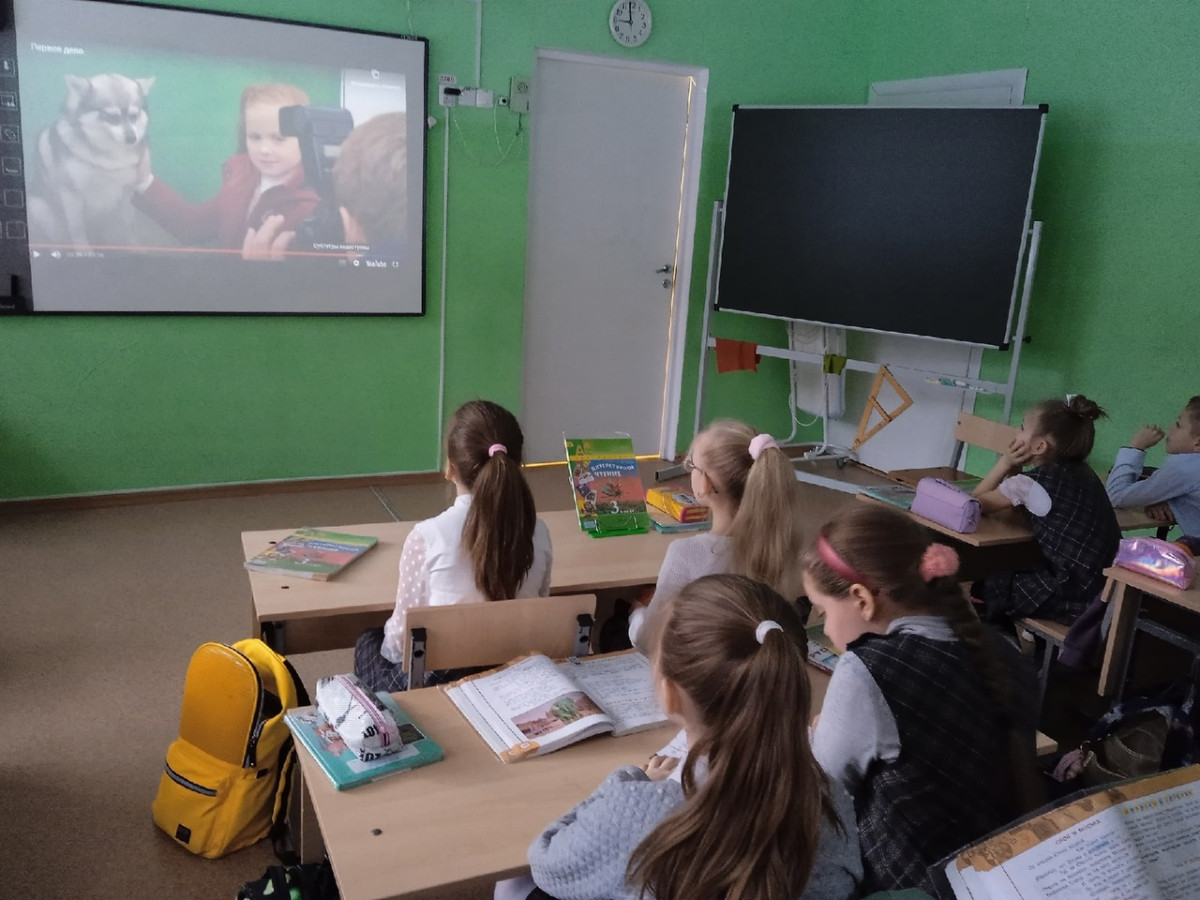 Постер к социальной практике: Идея всегда должна быть выше, чем возможность её исполнения