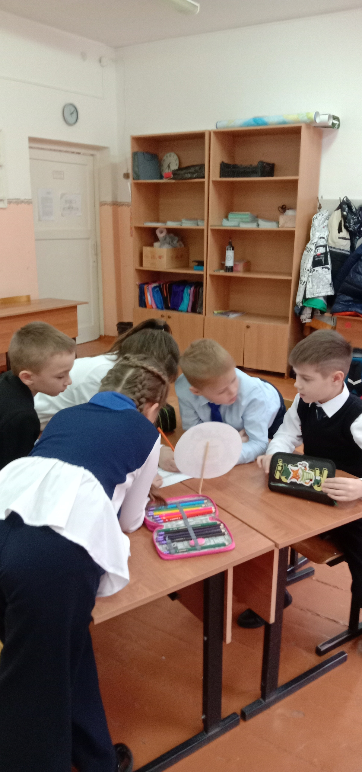 Постер к социальной практике: Школьная жизнь - это интересно!