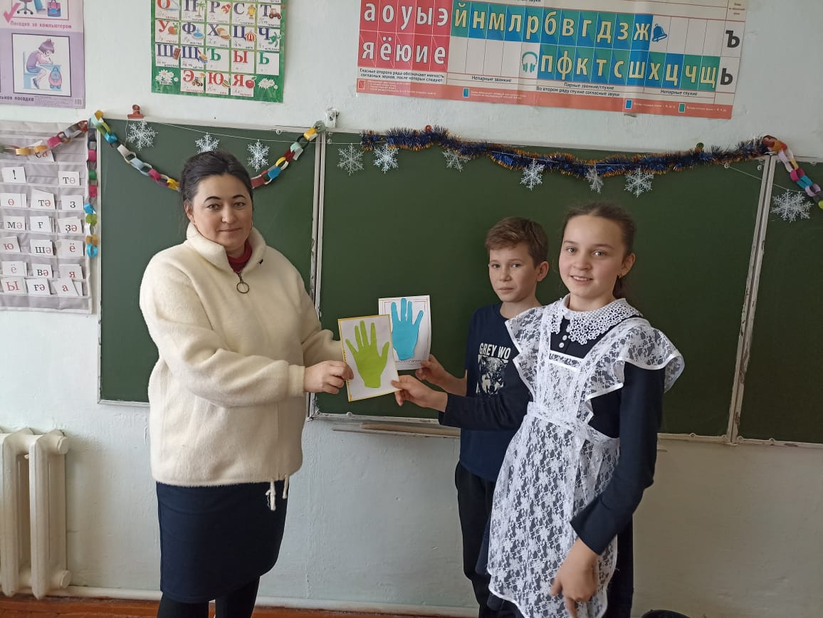 Постер к социальной практике: Подарок о всего сердца!