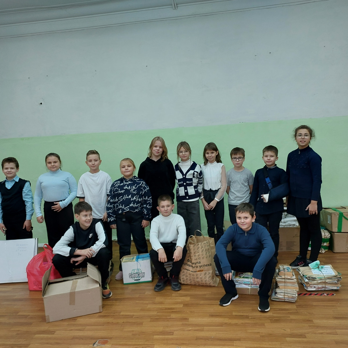 Постер к социальной практике: "Бумаге - вторую жизнь".