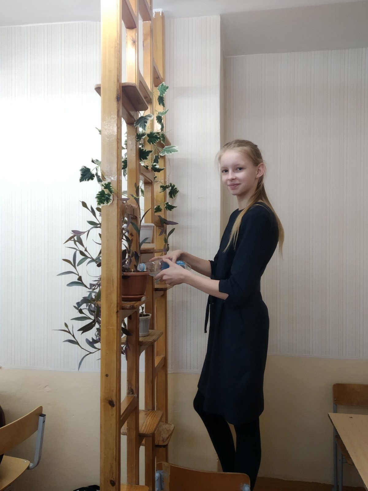 Постер к социальной практике: Труд — целительный бальзам, он — добродетели источник.